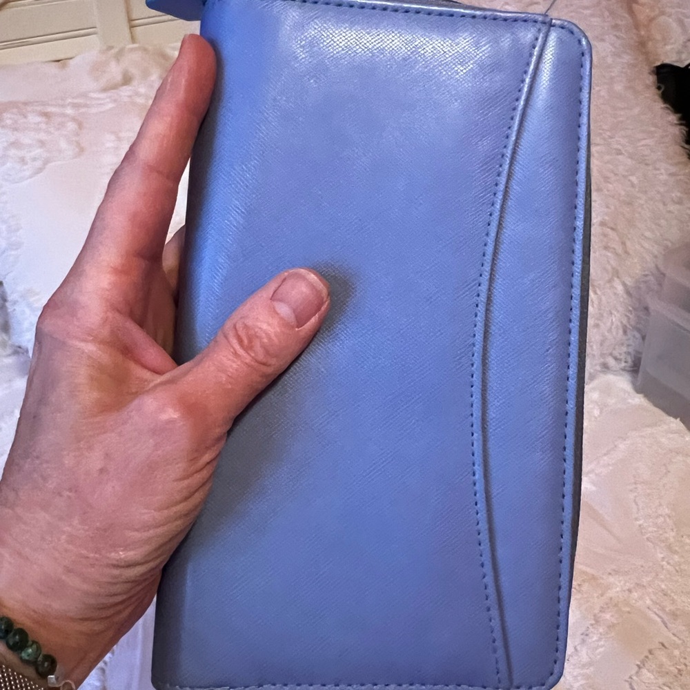 Filofax Saffiano compact organizer